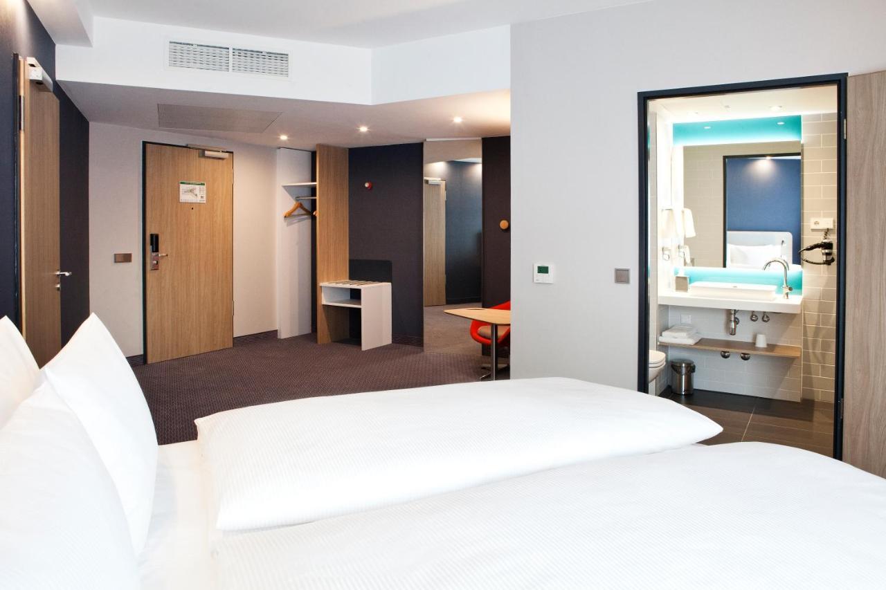 Holiday Inn Express Bochum By Ihg Exterior photo