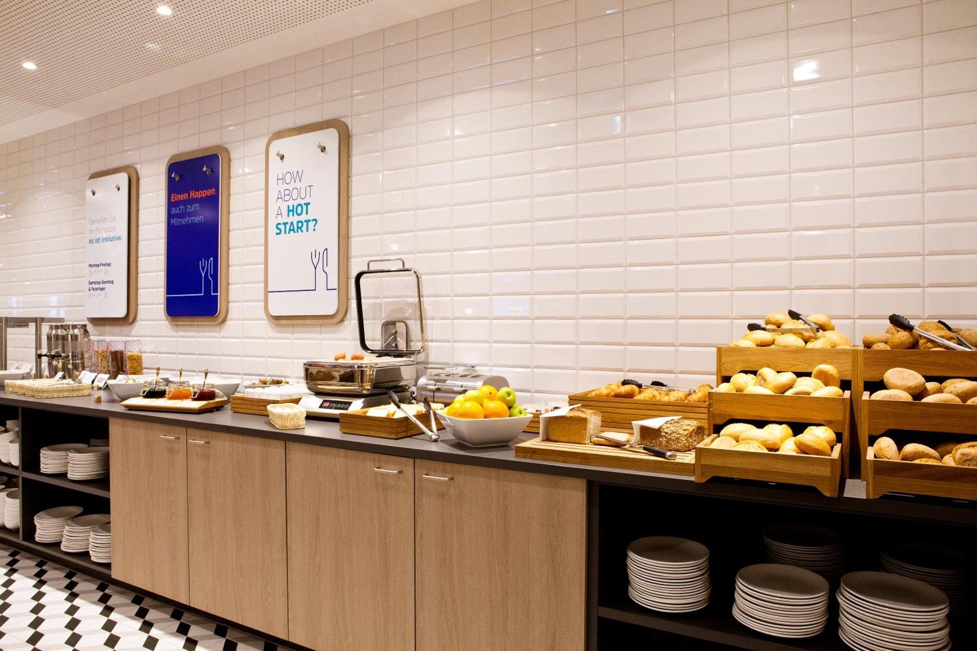 Holiday Inn Express Bochum By Ihg Exterior photo