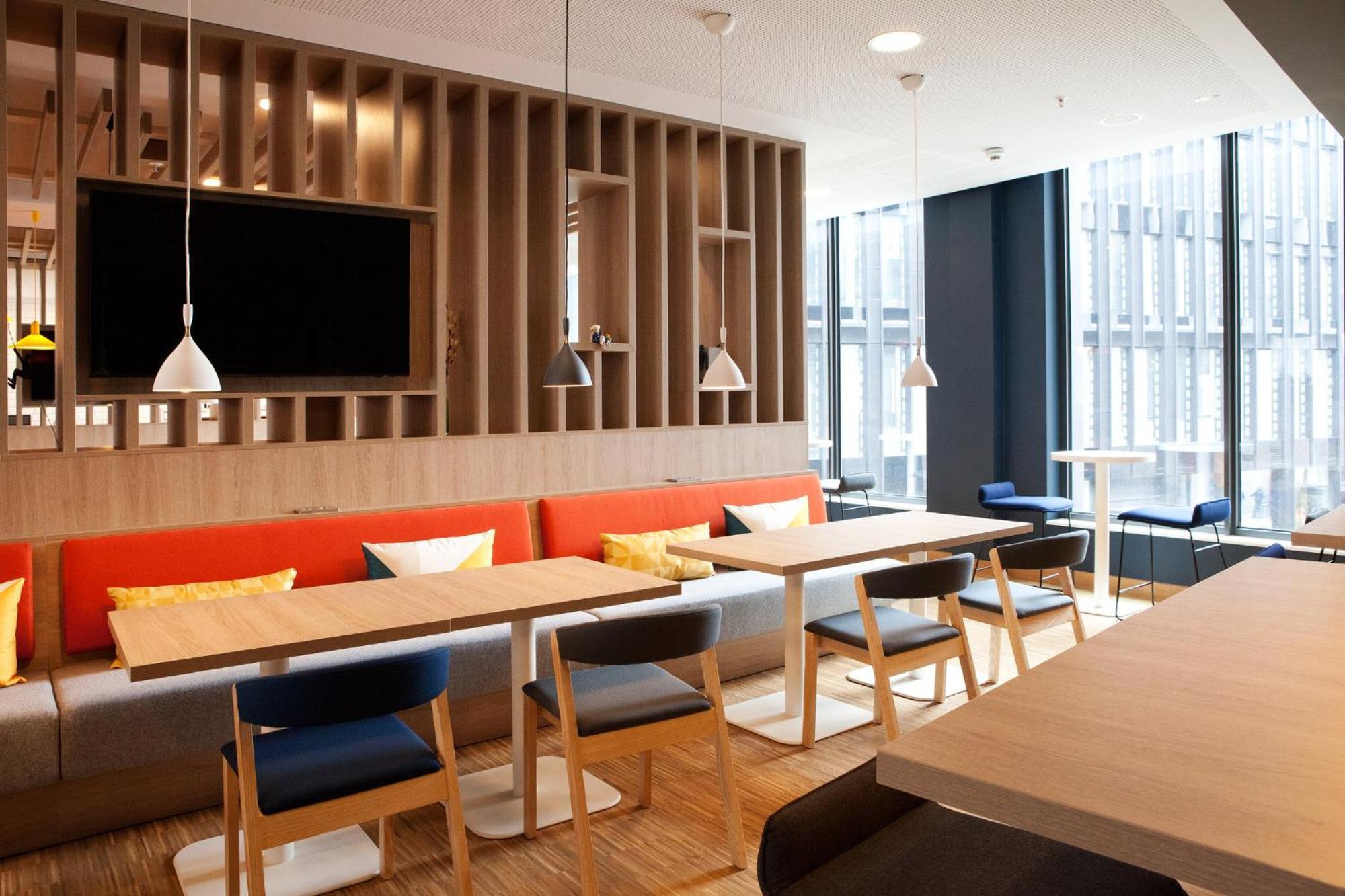 Holiday Inn Express Bochum By Ihg Exterior photo